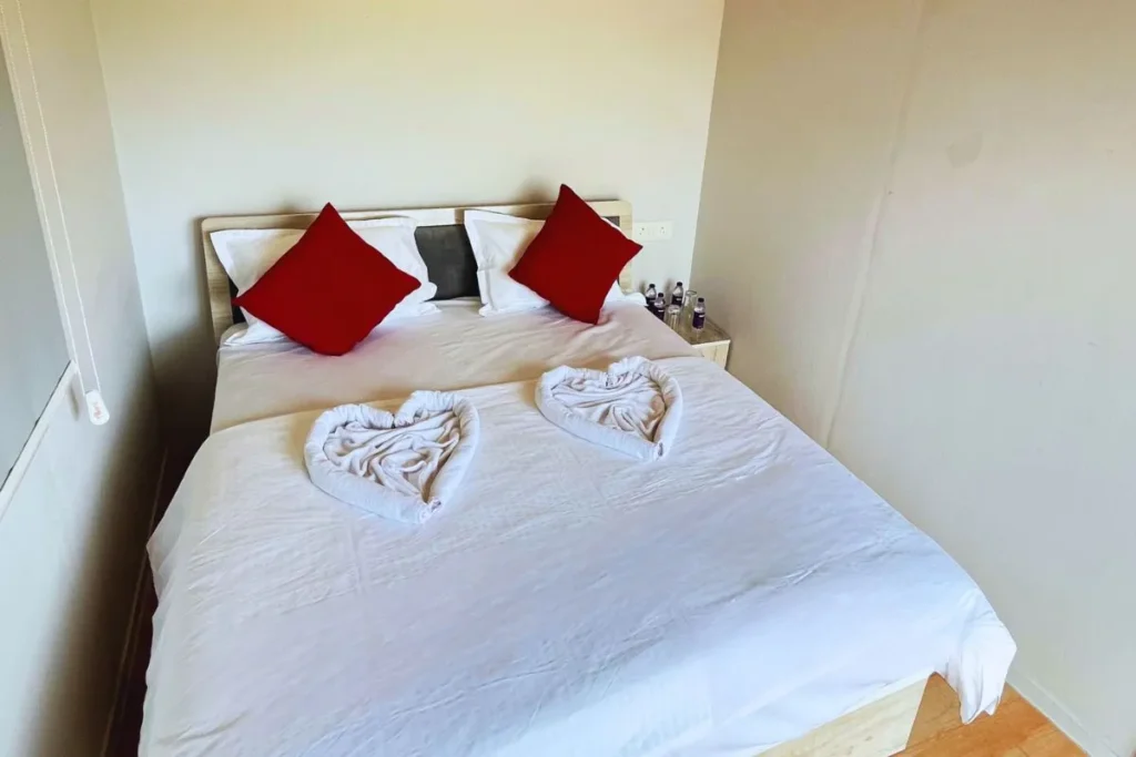 Deluxe Rooms