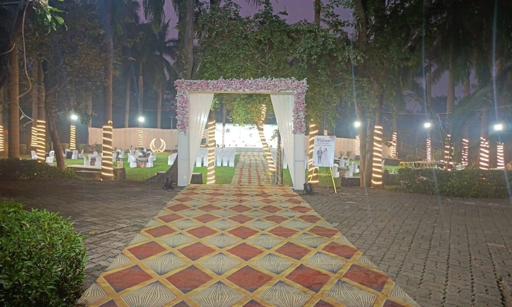 Garden Entrance Pathway Setup