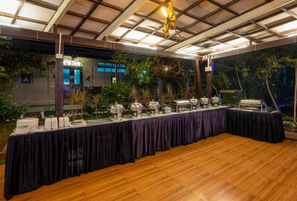 Outdoor Buffet Dining Setup